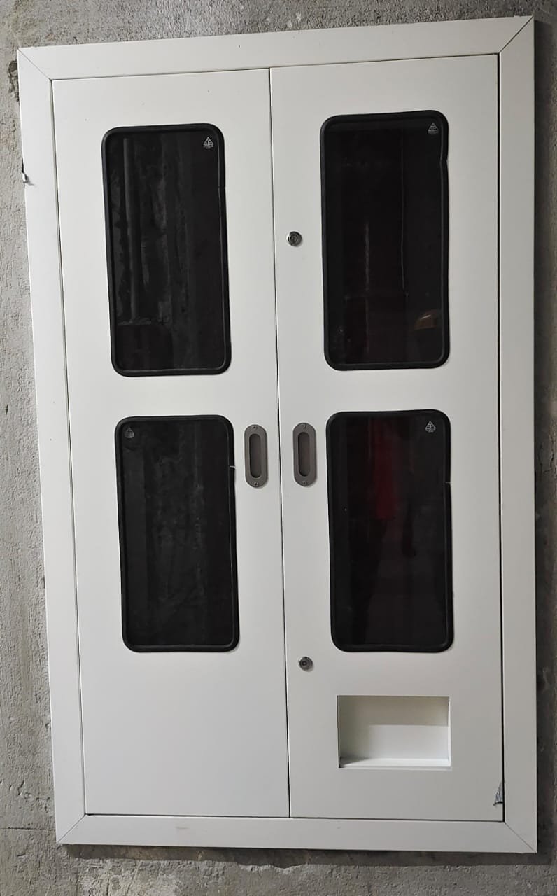 Metal fire rated door